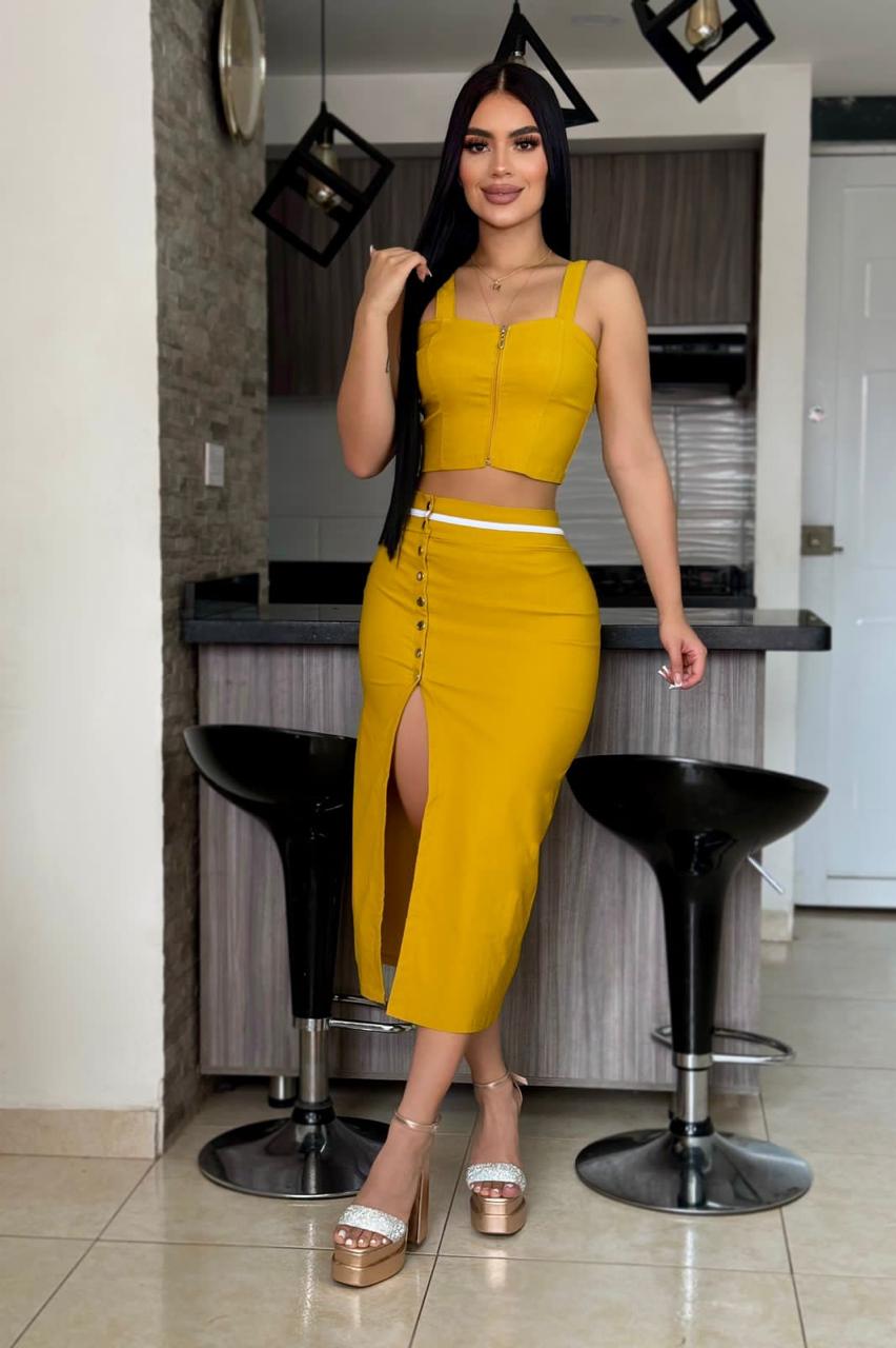 Conjunto falda y blusa 2132