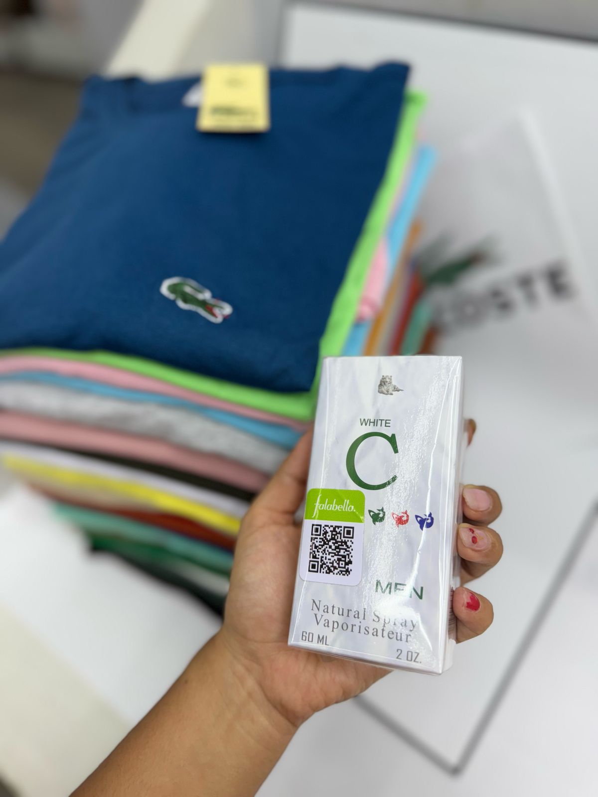 COMBO CAMISETA LACOSTE X 2 + PERFUME